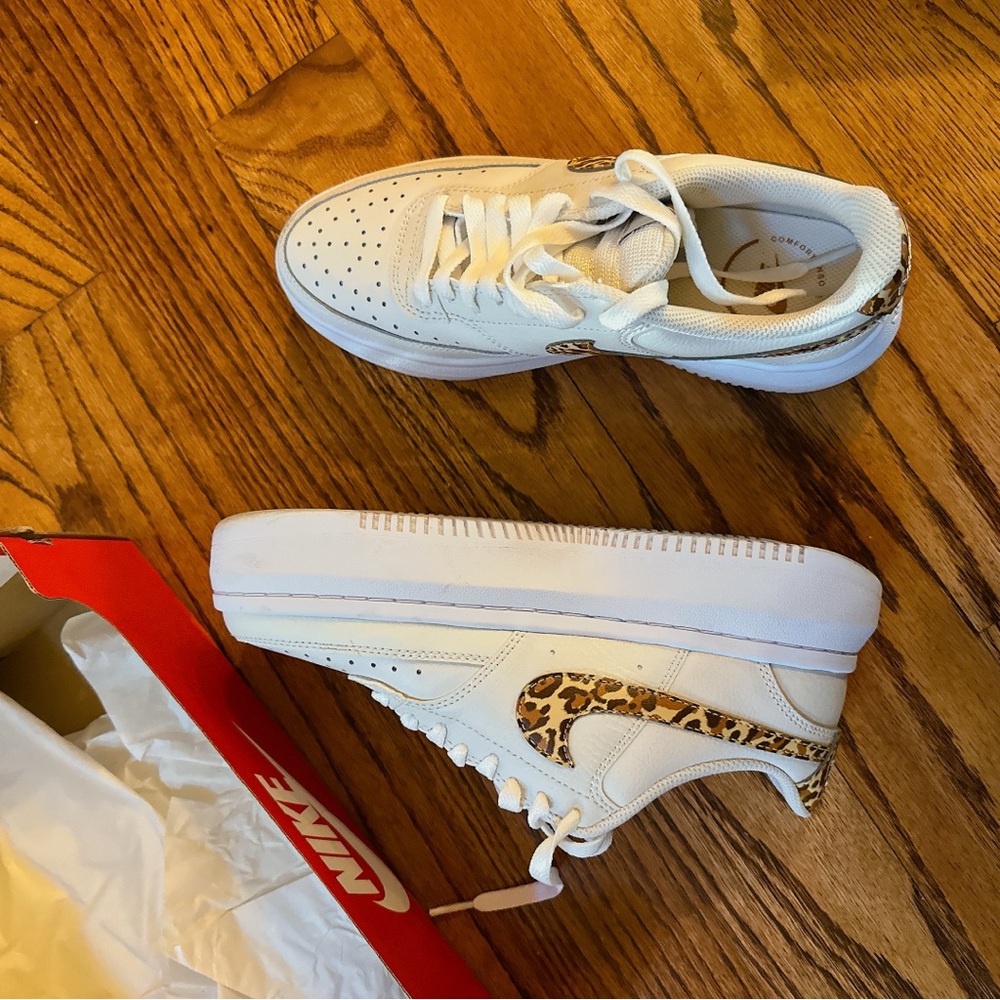 Nike Sneakers